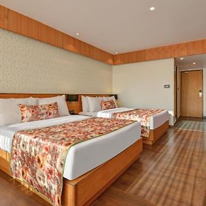 Summit Montana Suites & Spa